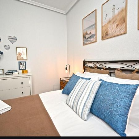 Beach Apartment Torrevieja Kültér fotó