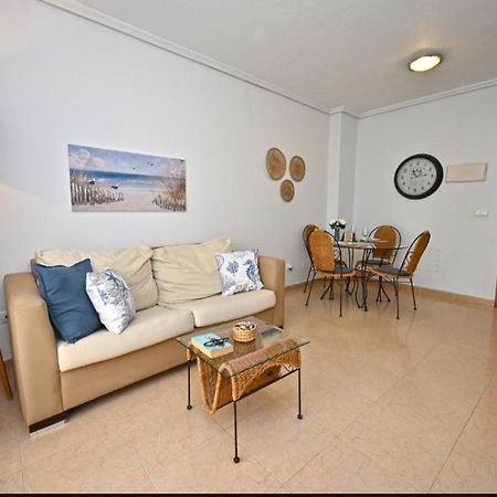 Beach Apartment Torrevieja Kültér fotó