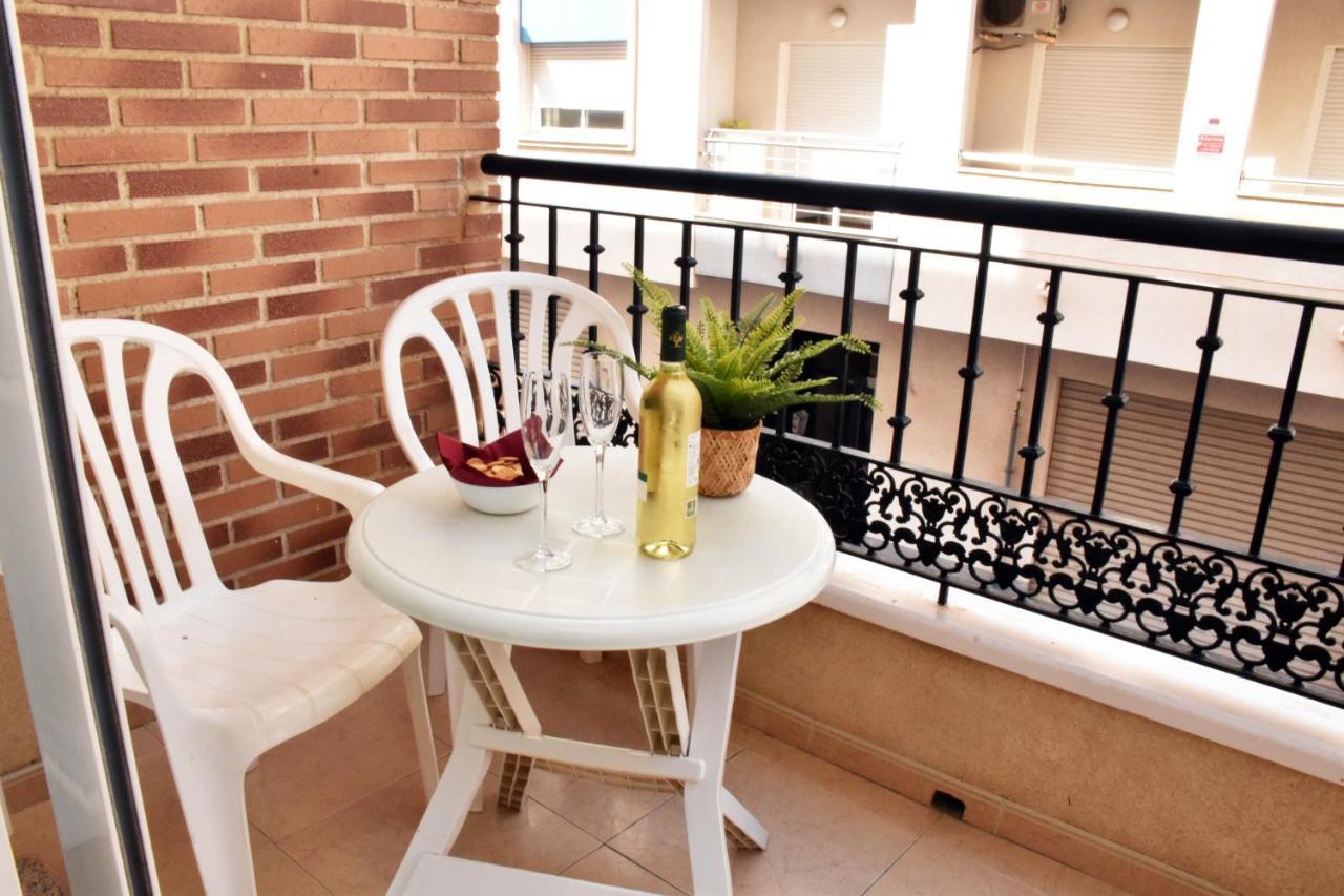 Beach Apartment Torrevieja Kültér fotó