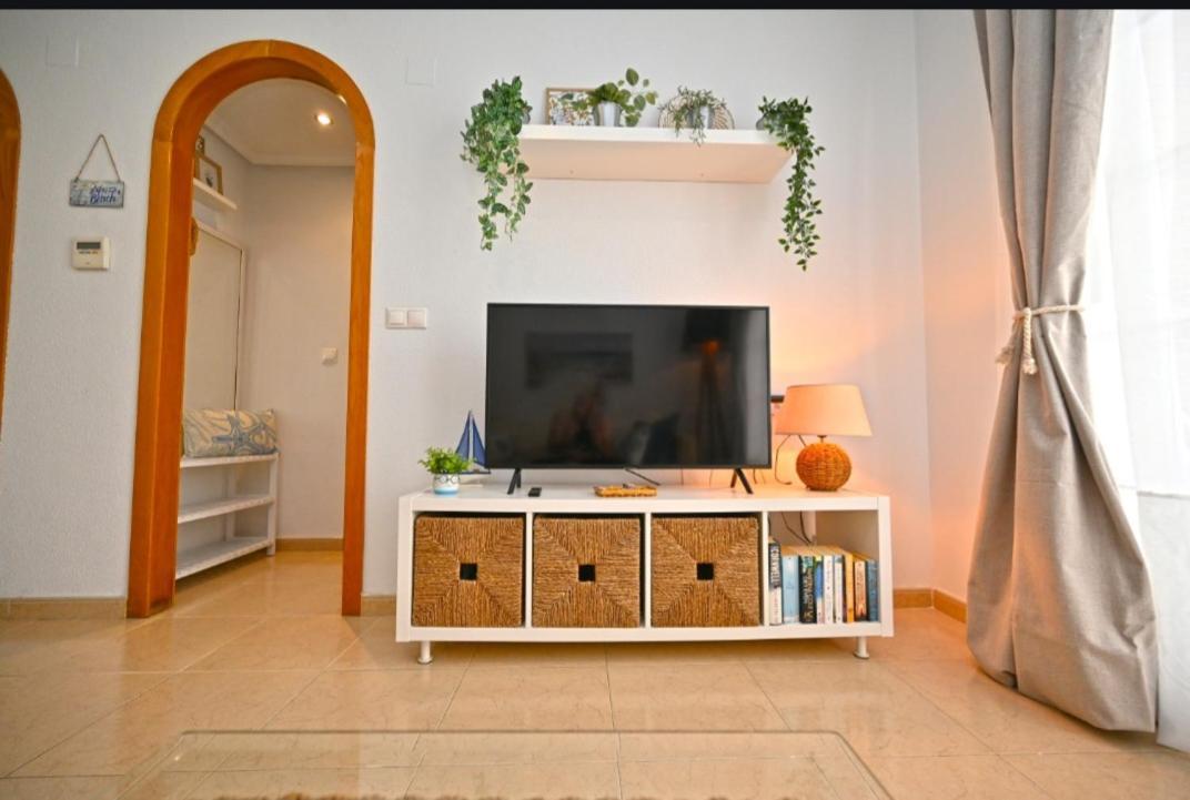 Beach Apartment Torrevieja Kültér fotó